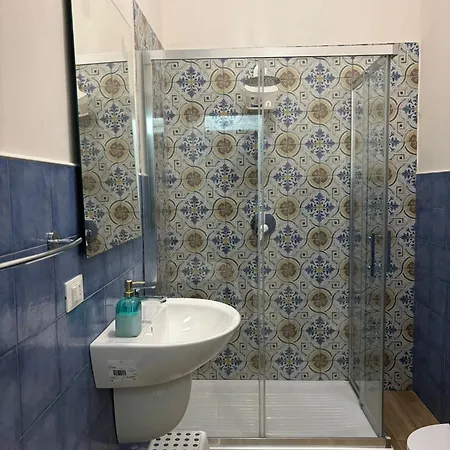 Πανσιόν Prato 3*