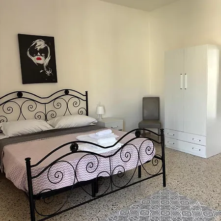 Valentina House